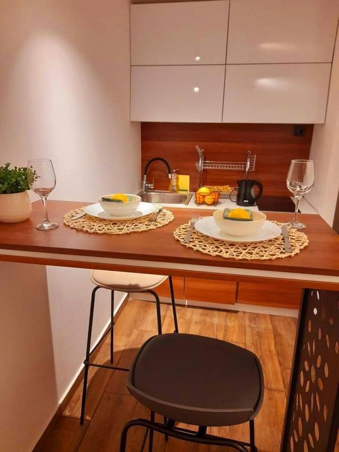 Limone Apartmani Ni Exteriör bild