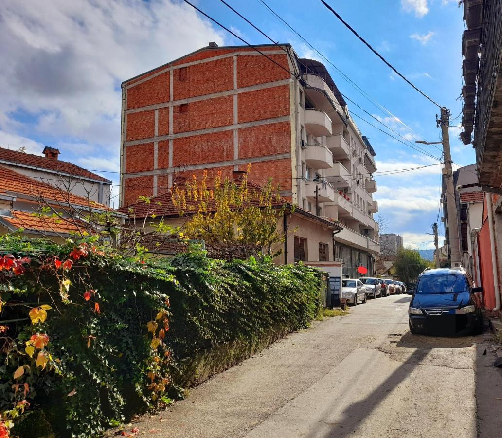 Limone Apartmani Ni Exteriör bild